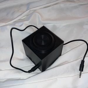 Mini Auxiliary Speaker